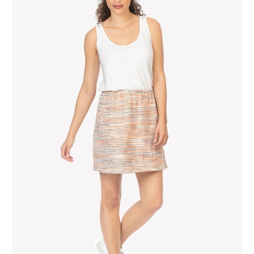 Summer flirty pull on skirt